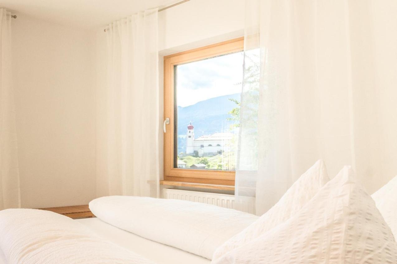 Apartment La Brunella Laion Bagian luar foto