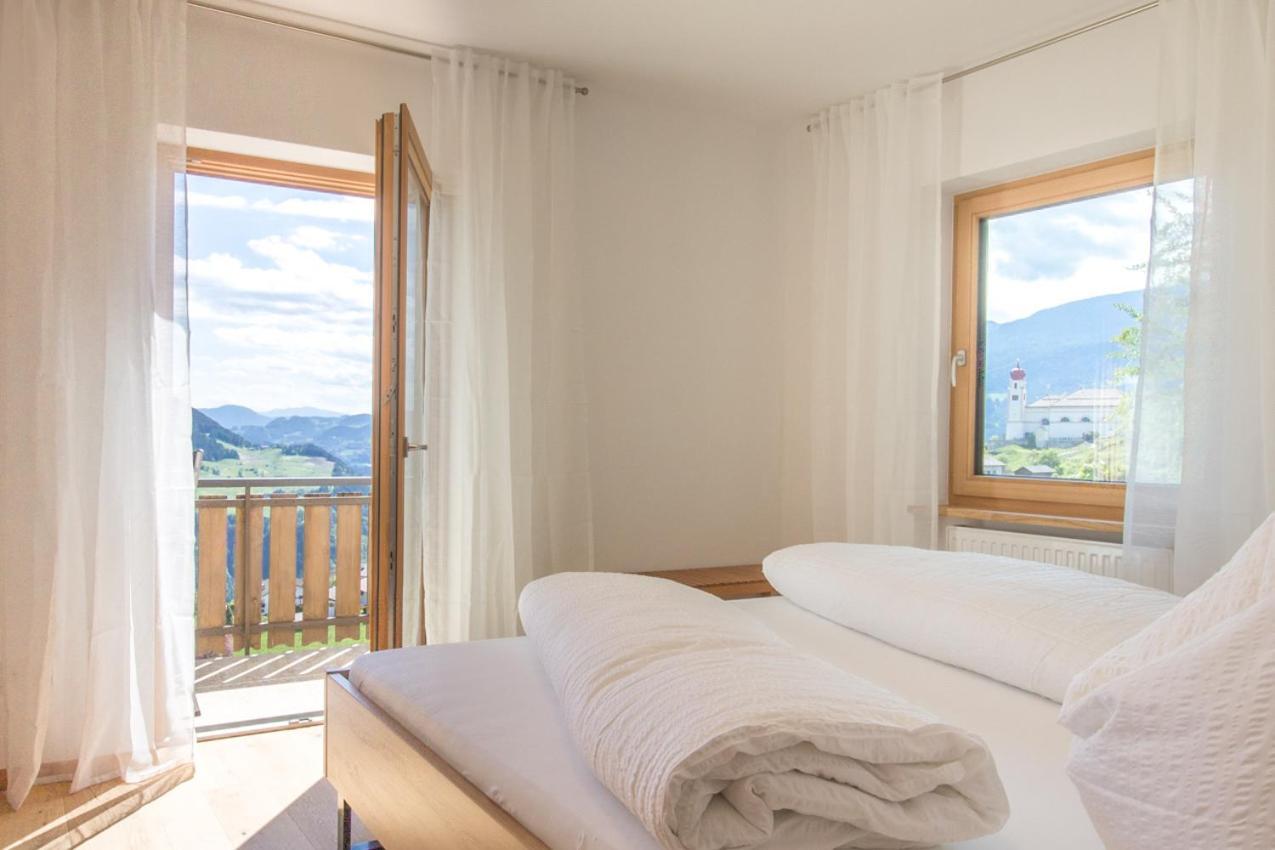 Apartment La Brunella Laion Bagian luar foto